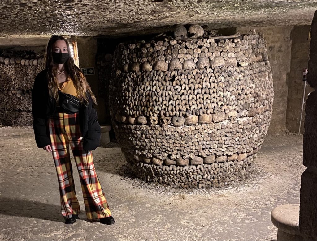 paris catacombs column